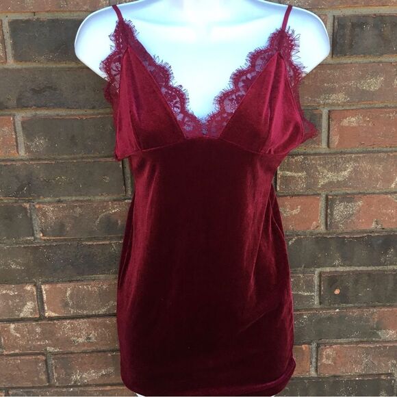 Bozzolo Tops - Red camisole velvet y2k raw lace hem fairycore witchy witchcore darkfairy